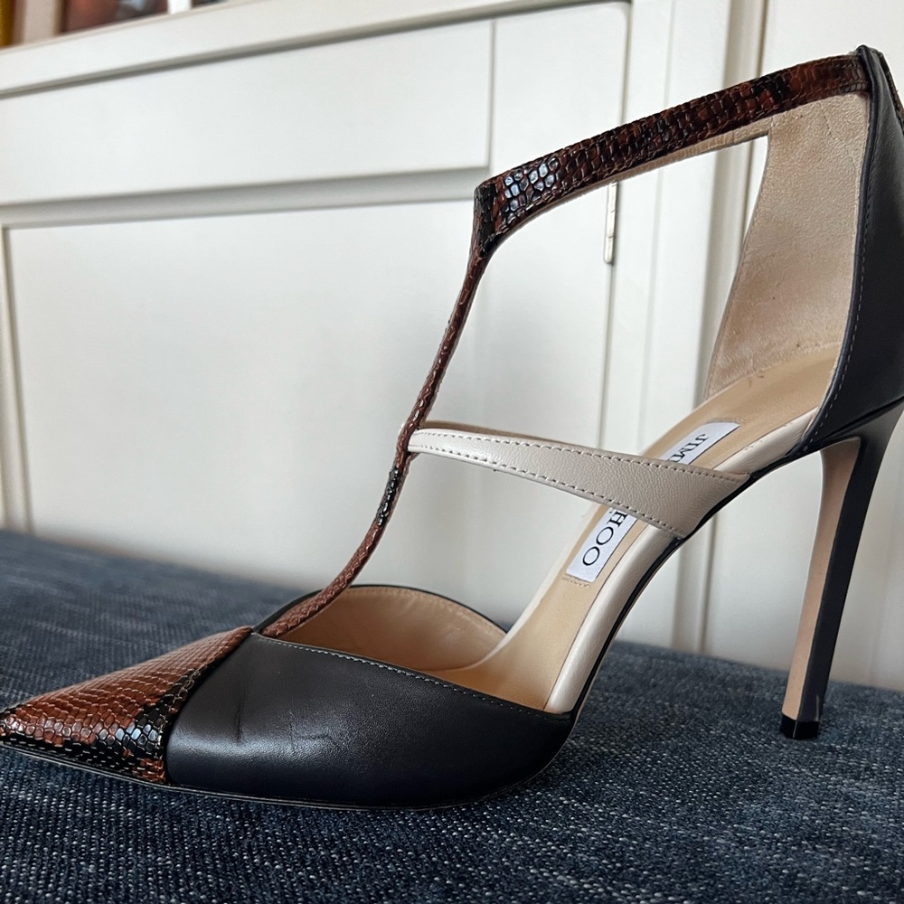 Jimmy Choo T-strap Navy and snake embossed combo. Size 38 1/2. Gently used.